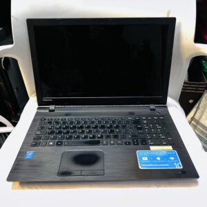 TOSHIBA Satellite C55- C5206S